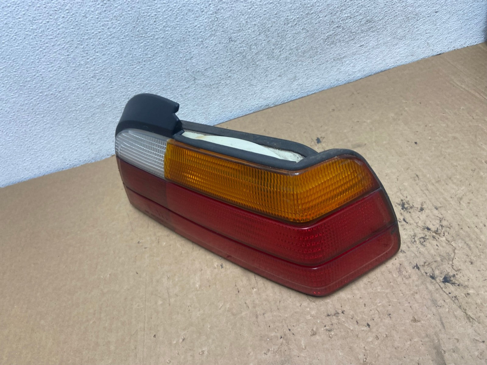 1992 to 1998 BMW 3-Series E36 M3 Coupe Right Passenger RH Tail Light AG2327 LK1