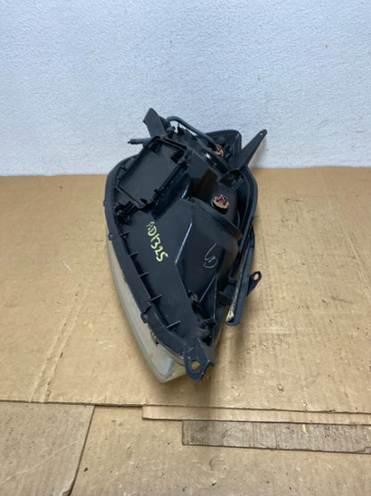 2004-2005 Toyota Sienna Left Driver LH Side Halogen Headlight AD1325 DW7
