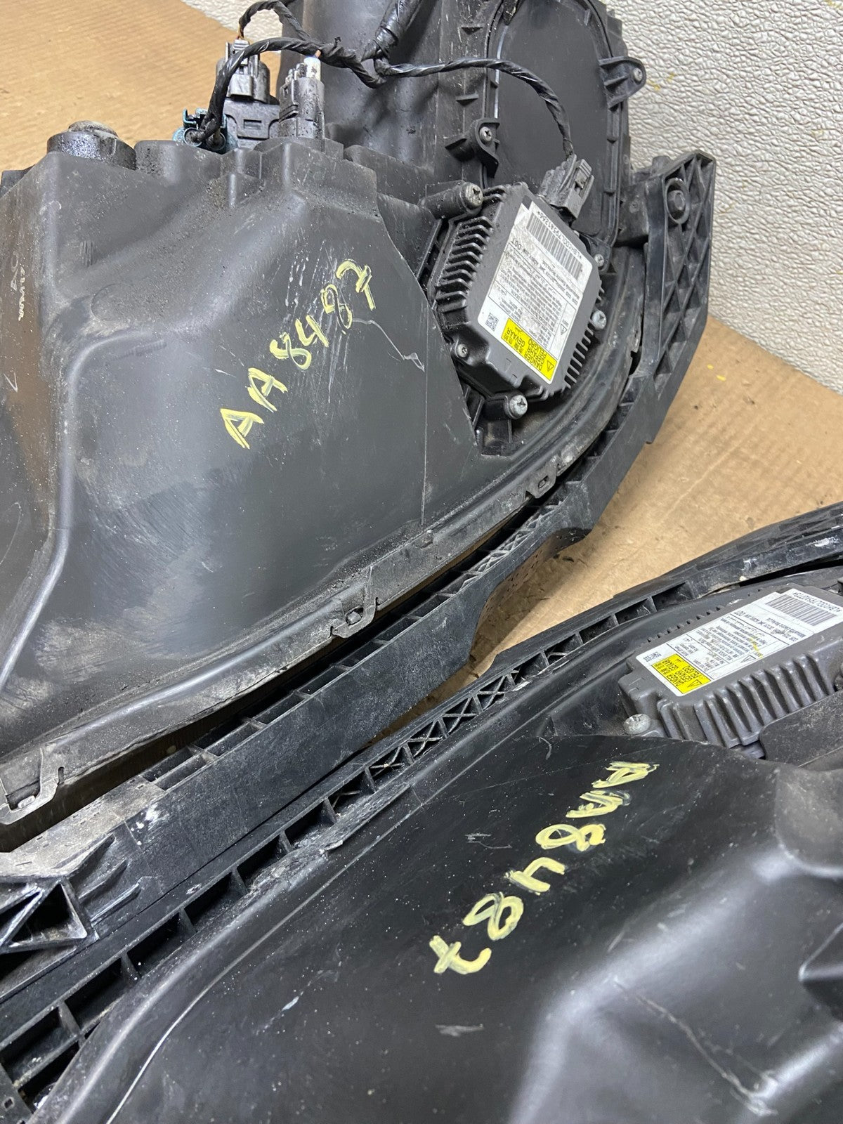2005 to 2008 Acura RL Left+Right Side XENON HID Headlights OEM AA8487 DW12