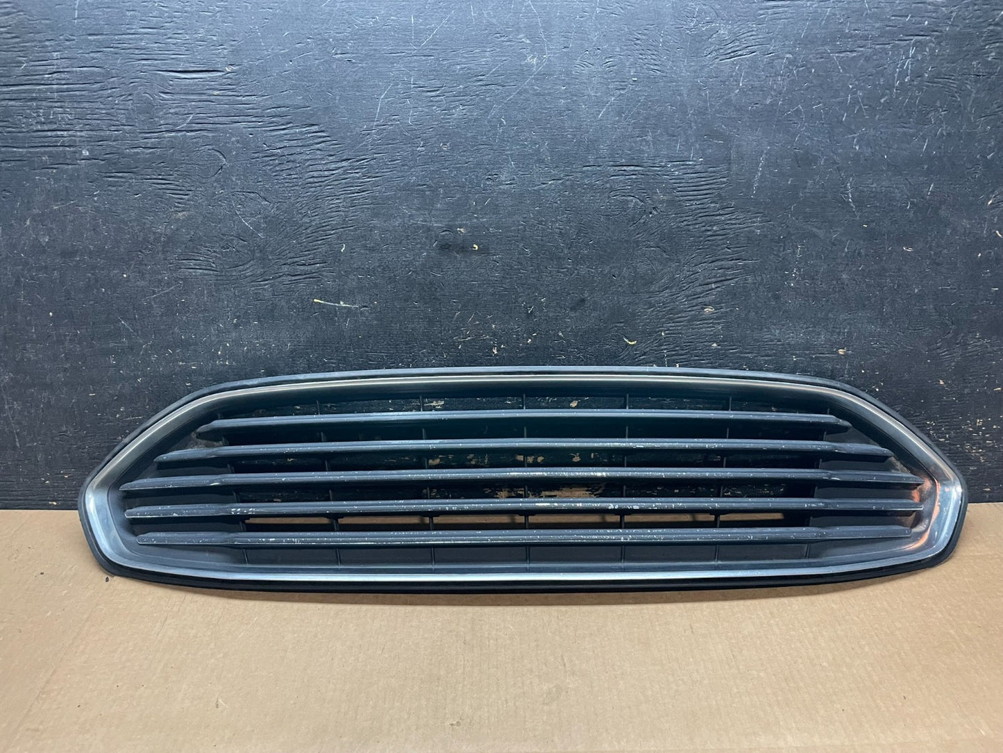 2013 to 2016 Ford Fusion Front Upper Grille Chrome Grill Bumper AA9020 DG0
