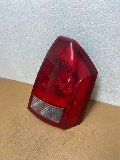 2005 2006 2007 Chrysler 300 Right Passenger Rh Side Tail Light AE0435 LK1