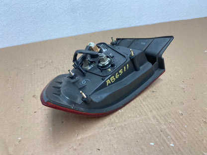 2000 2001 Lexus ES300 Outer Right Passenger RH Side Tail Light Oem AB6511 LK4