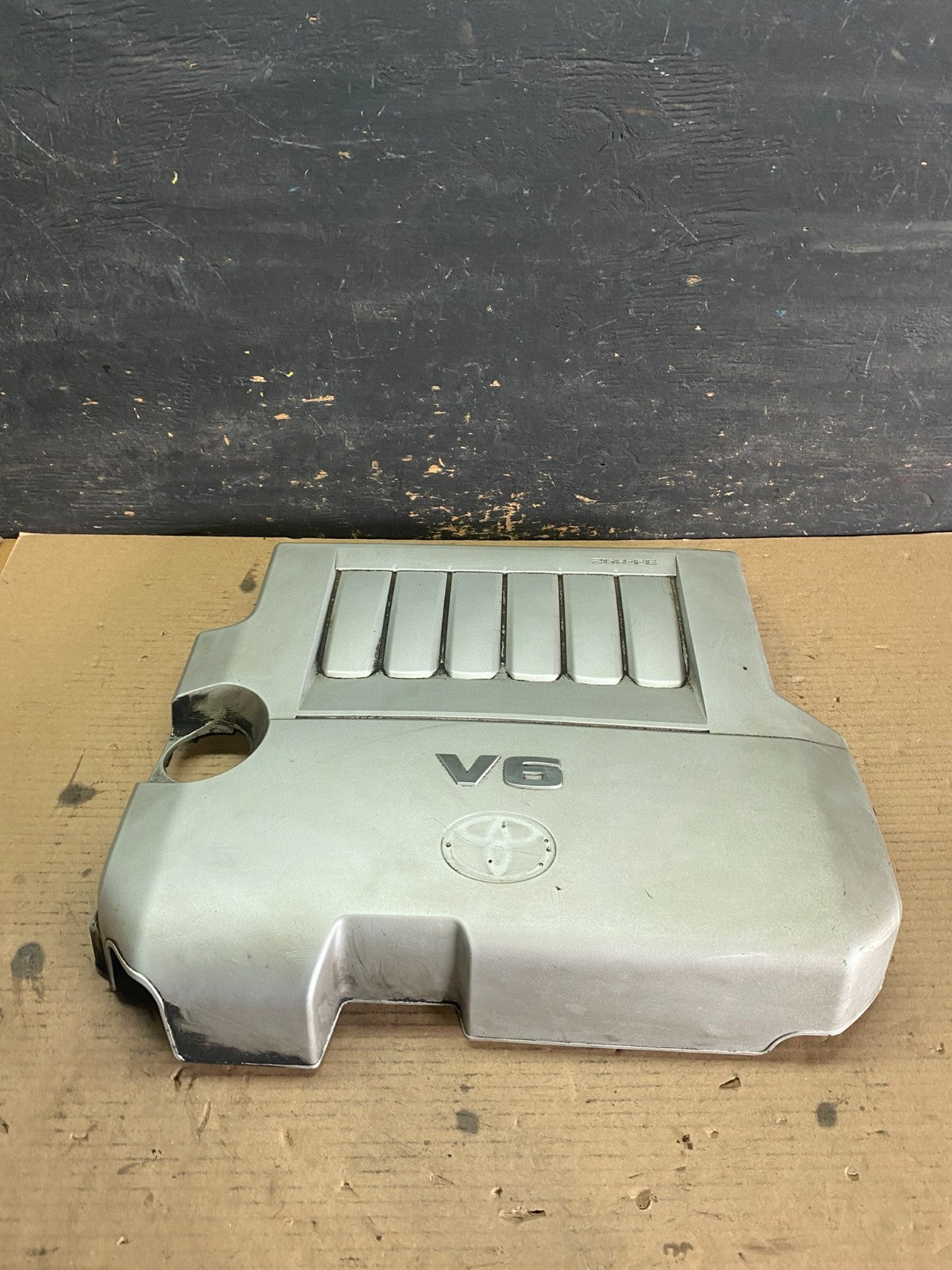 2008 to 2010 Toyota Highlander Top Engine Cover Lid OEM s1275 DG0