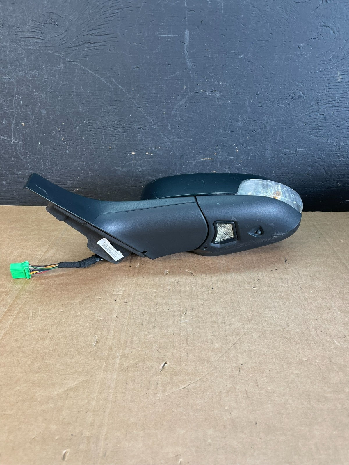 2007 to 2011 Volvo S80 Left Driver LH Side View Door Mirror AE8333 DW3