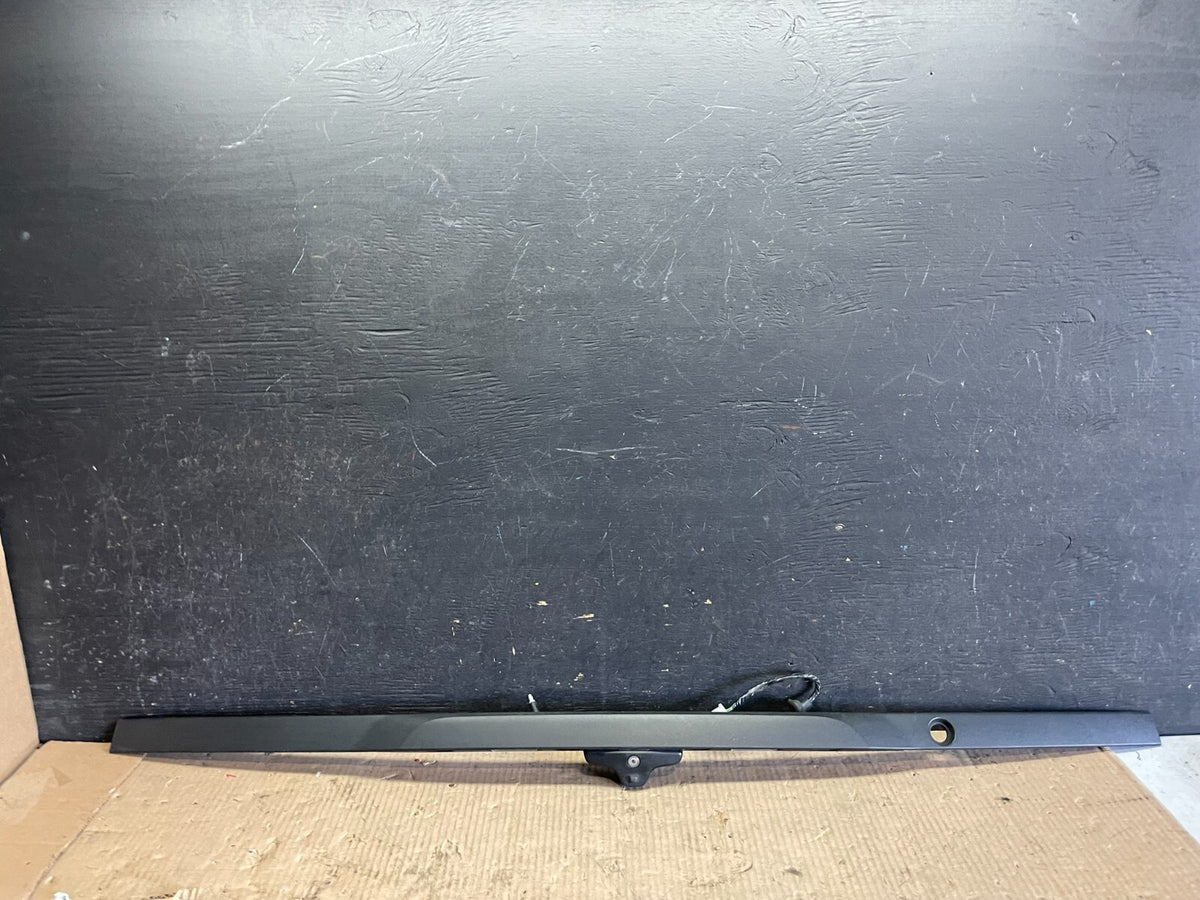 2016 - 2019 Ford Explorer Interceptor Rear Tailgate Molding With Camera M2941 DG0