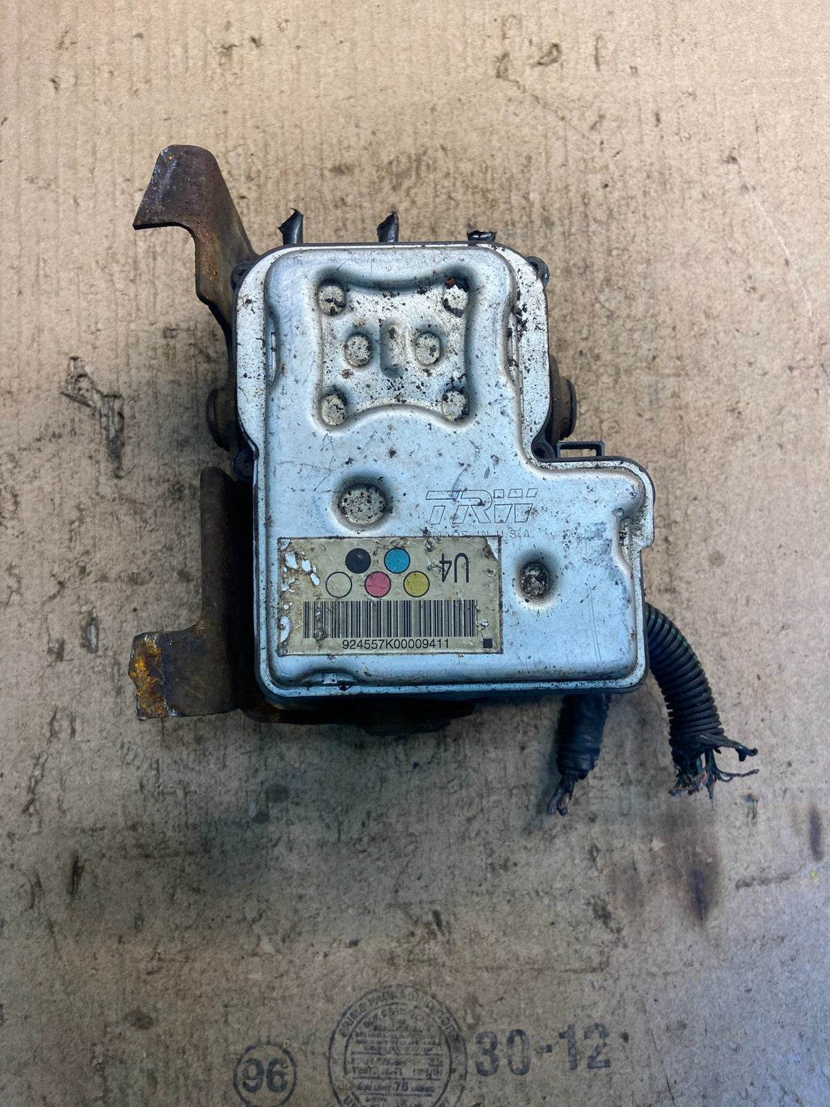 2003 - 2005 Chevrolet Silverado GMC Sierra ABS Anti-Lock Brake Module Z8900 DG5