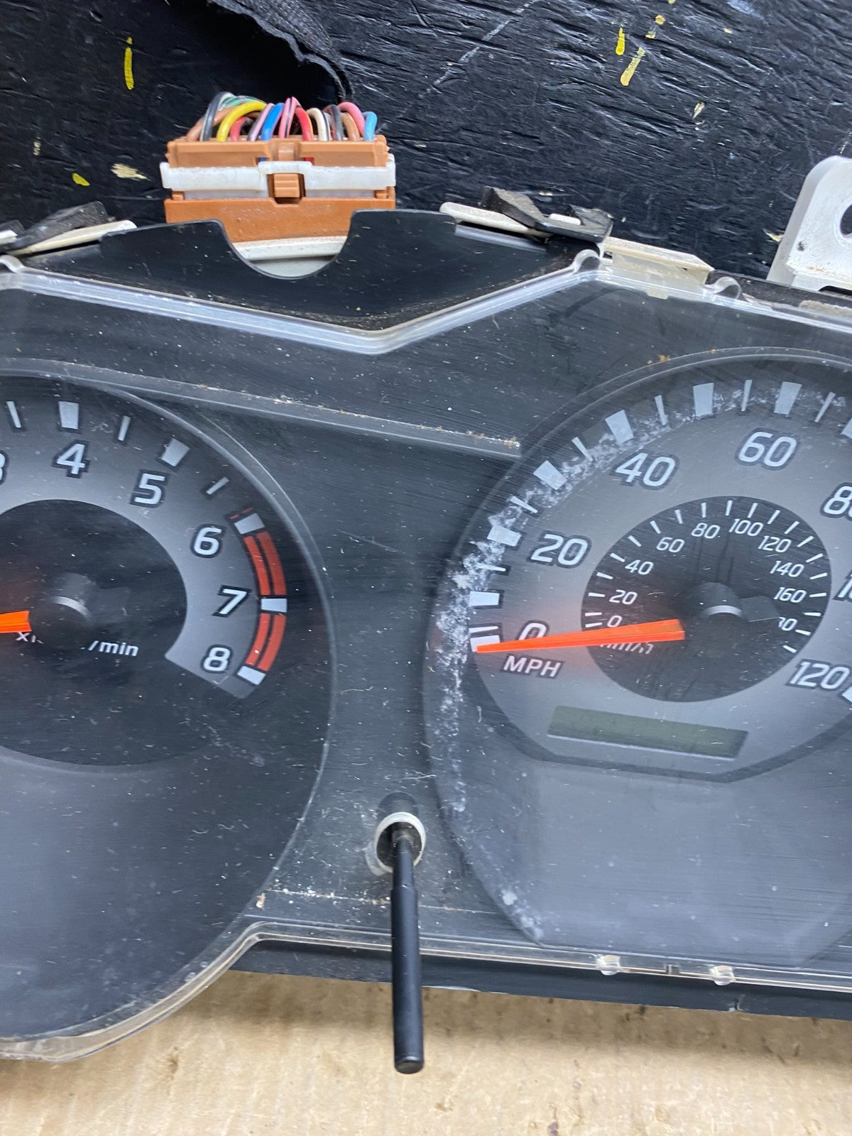 2002-2003 Nissan Pathfinder Xterra Cluster Speedometer Instrument OEM Z7334 DG1