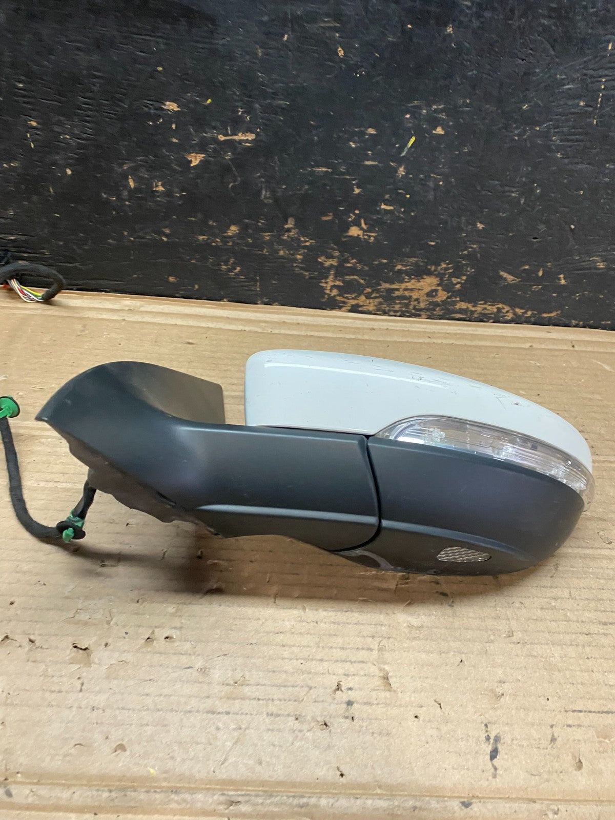 2009 to 2012 Volkswagen CC Left Driver LH Power Door View Mirror V2693 DG3