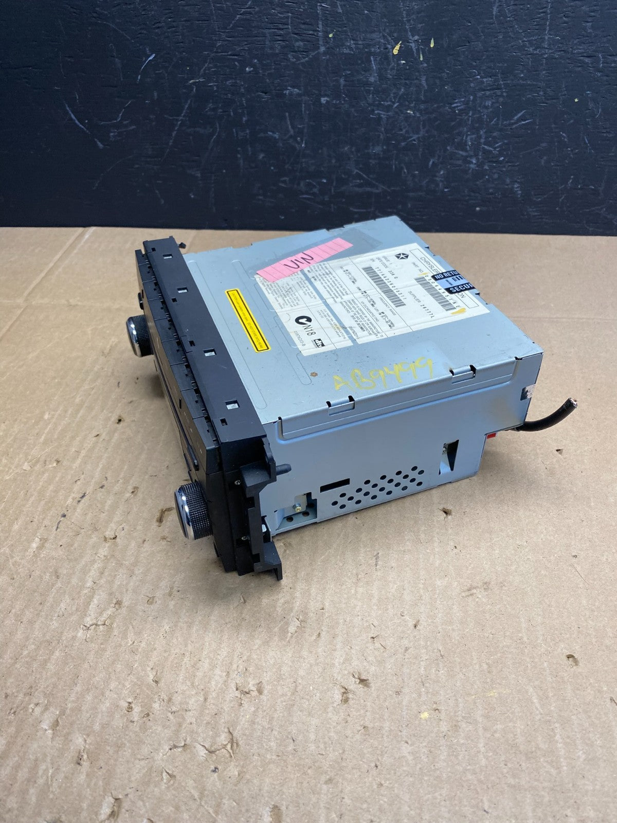 2011 - 2012 Jeep Patriot Radio CD MP3 AUX Receiver AB9499 DG2