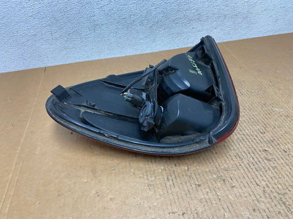 2001 to 2003 Dodge Grand Caravan Left Driver Lh Tail Light AE1340 LK5