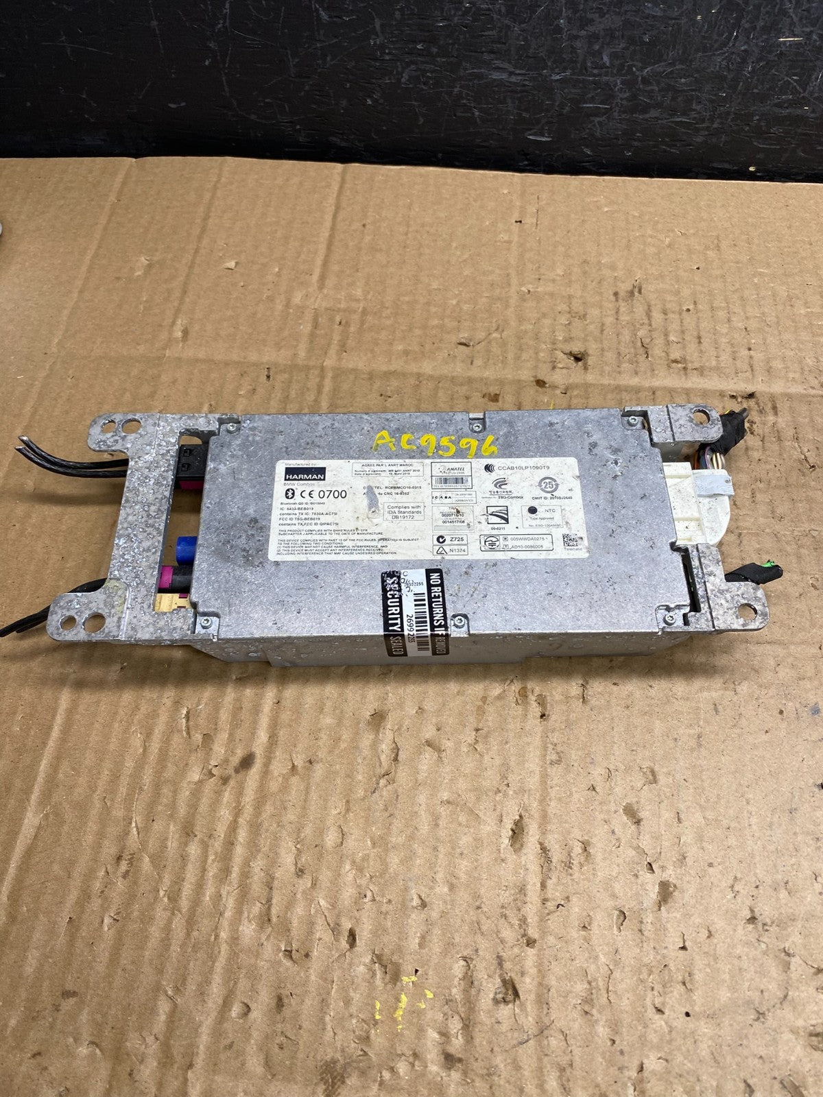 2011 to 2014 Bmw Bluetooth Control Module Computer Telematics AC9596 DG3