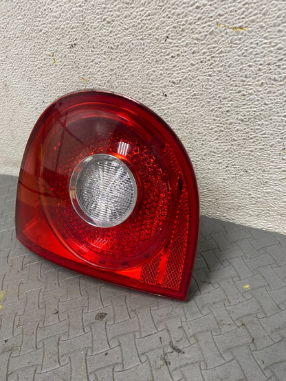 2006-2009 Volkswagen Golf Left Driver Lh Side Tail Light Inner Trunk C3175 DG11