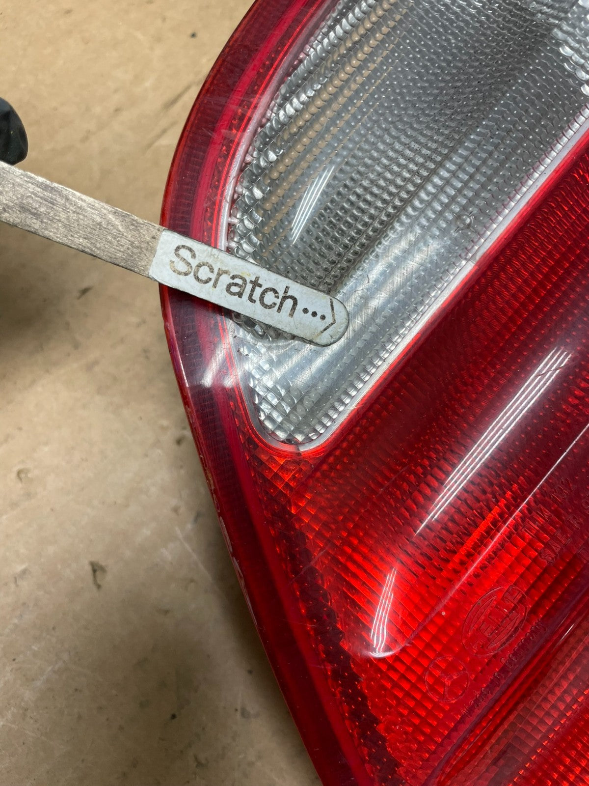 1998-2003 Mercedes Benz CLK Inner Right Passenger RH Tail Light Lamp Q6680 DW3