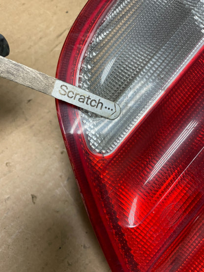 1998-2003 Mercedes Benz CLK Inner Right Passenger RH Tail Light Lamp Q6680 DW3