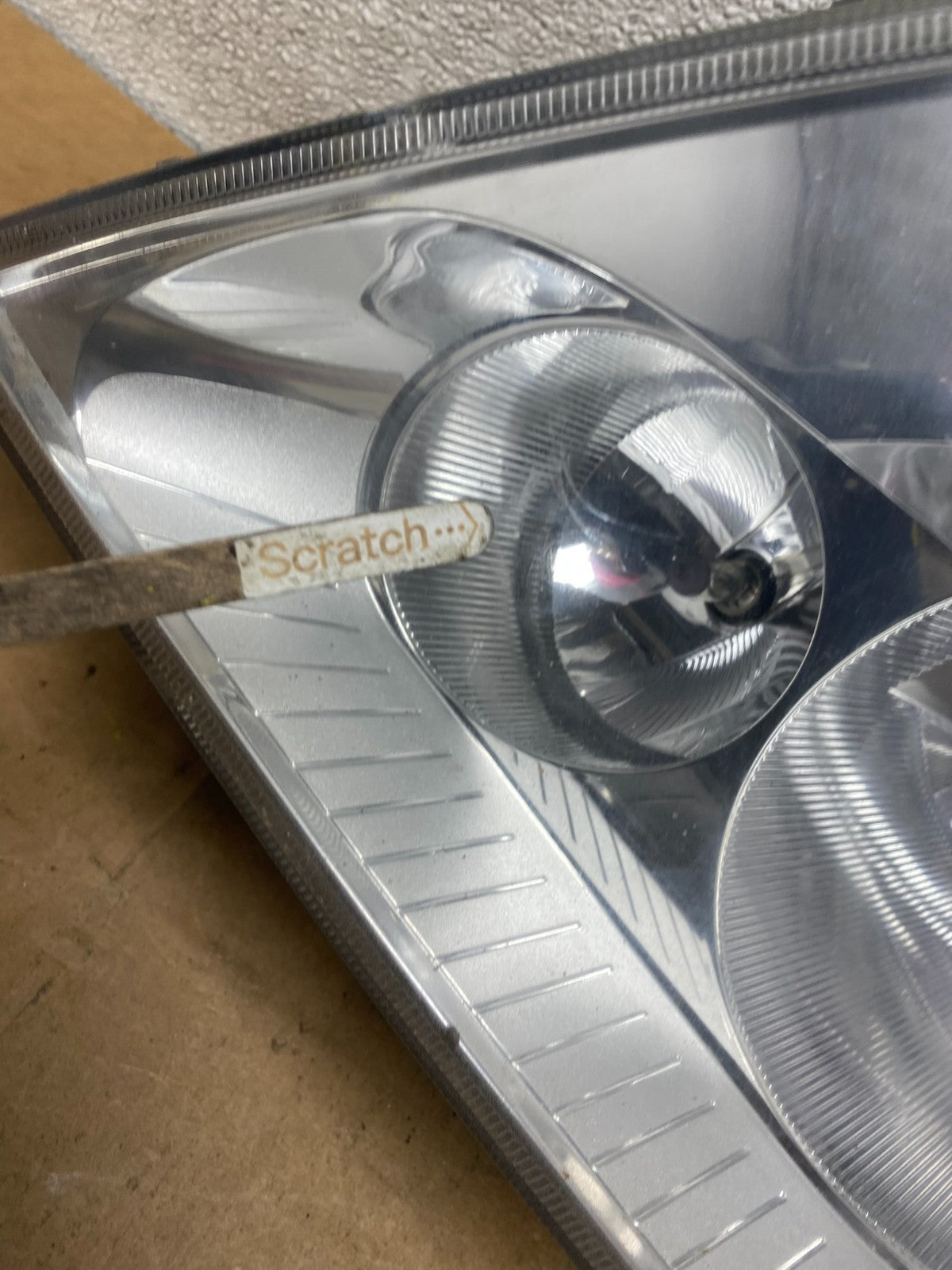 2007 to 2013 Mercedes Sprinter Headlight Left Driver Side Halogen Oem X3857 DW3