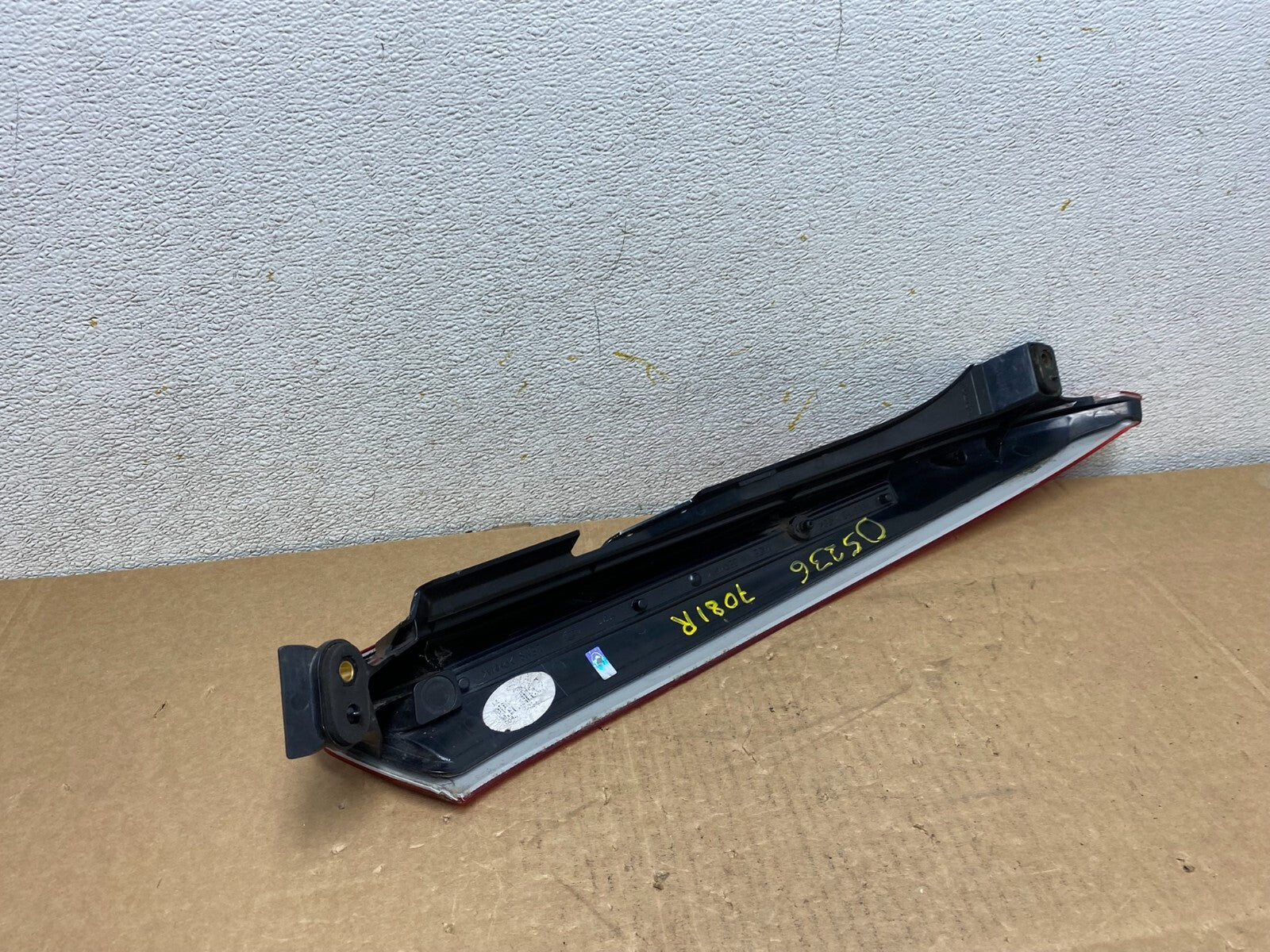 2003 to 2006 Volvo XC90 Left Driver LH Side Upper Tail Light OEM O5236 DW8