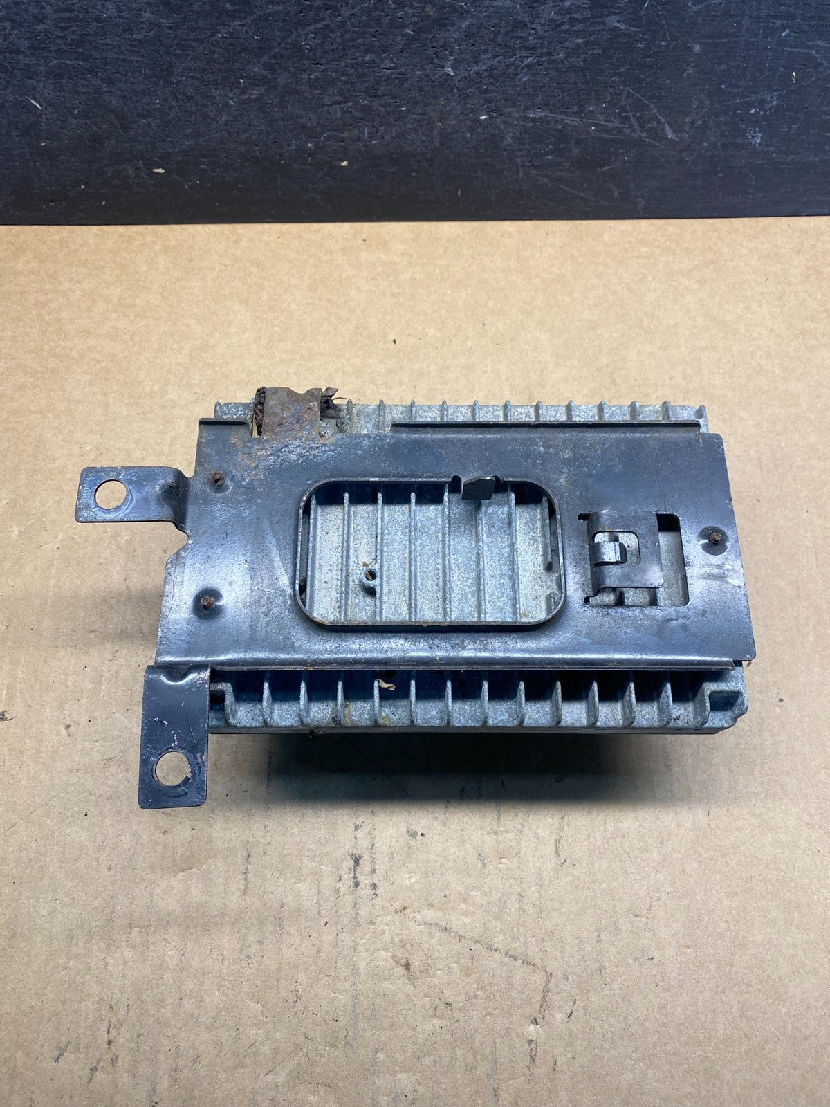 2005 Dodge Durango 4.7 Engine Contol Module Computer ECM ECU AH5022 DG1