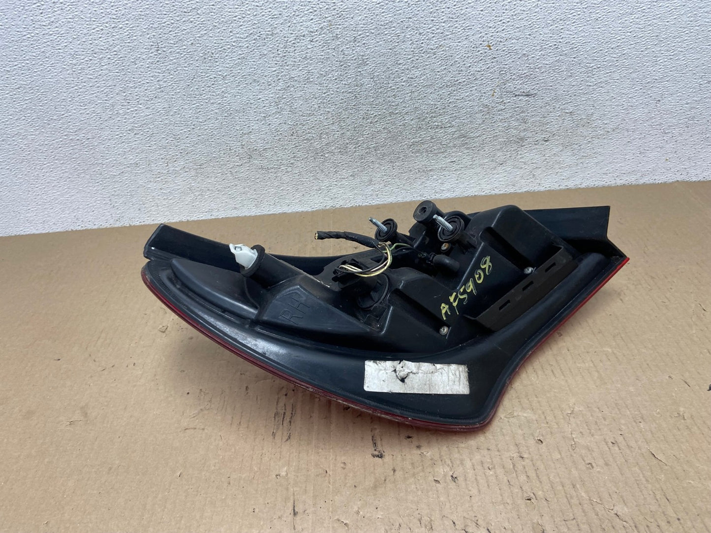 2011-2014 Chrysler 200 Sedan Right Passenger Side RH Tail Light AF5908 LK5