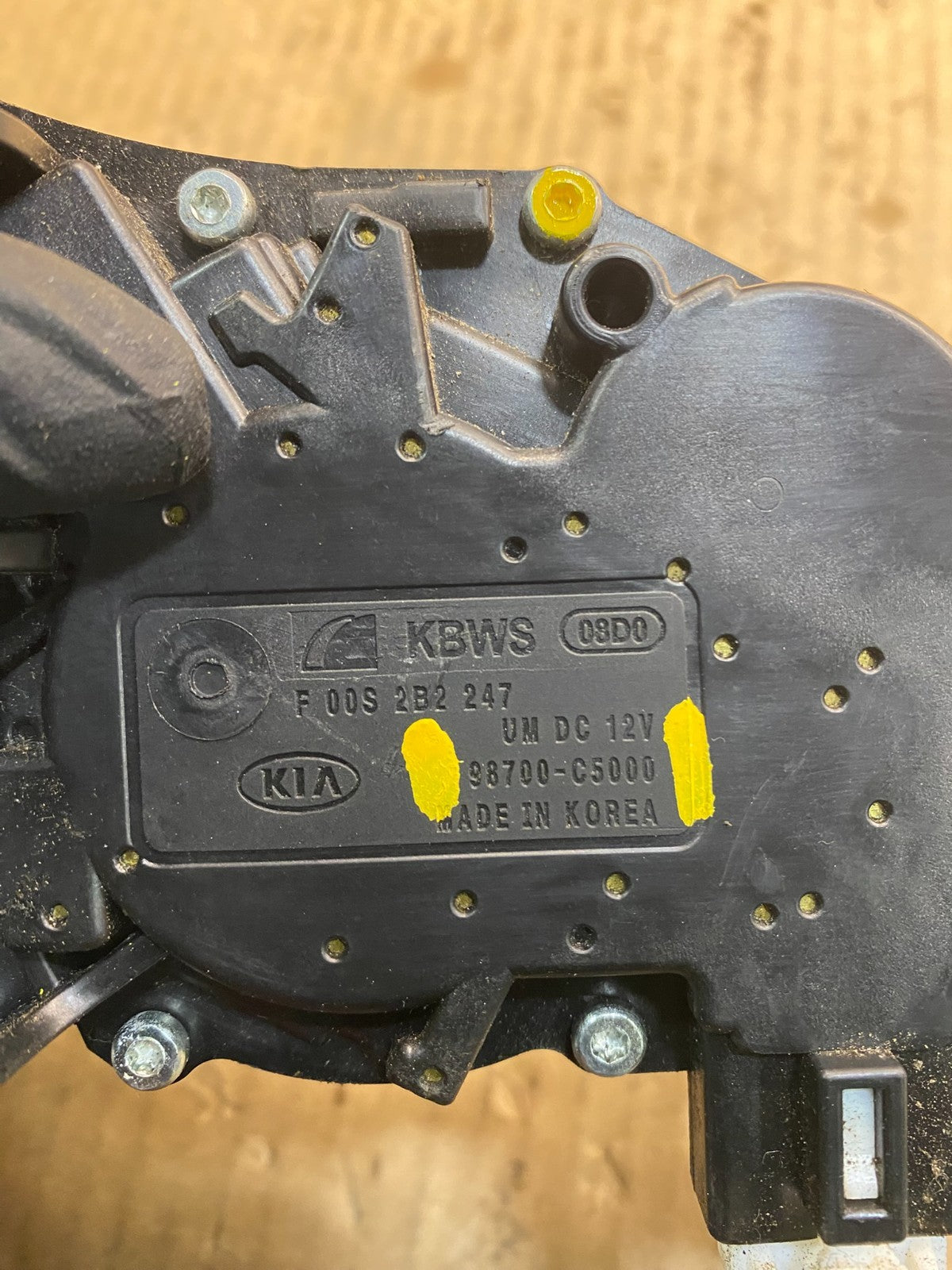 2016 - 2018 Kia Sorento Rear Glass Windshield Wiper Motor Z4763 DG4