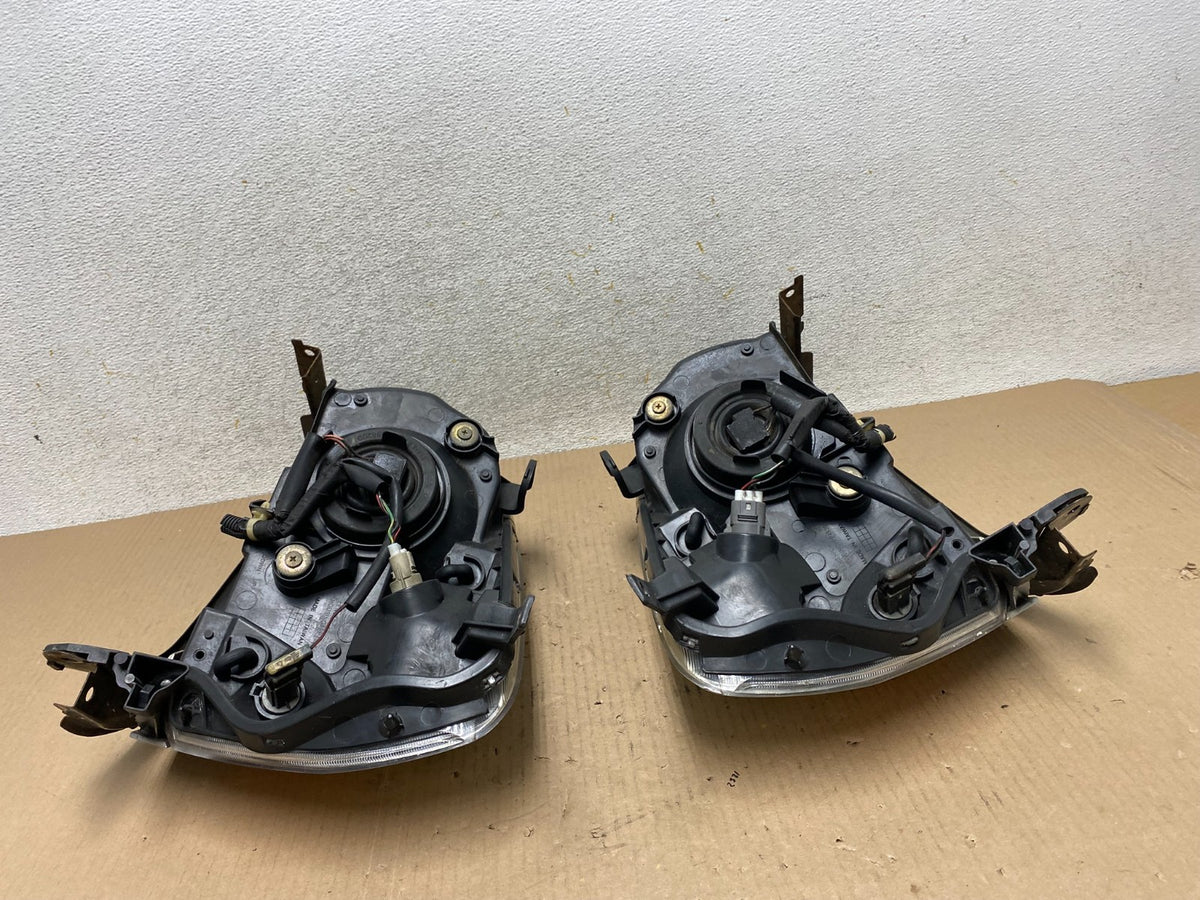 2003 2004 2005 Honda Pilot Left+Right Side Halogen Headlights AJ2578 DW7