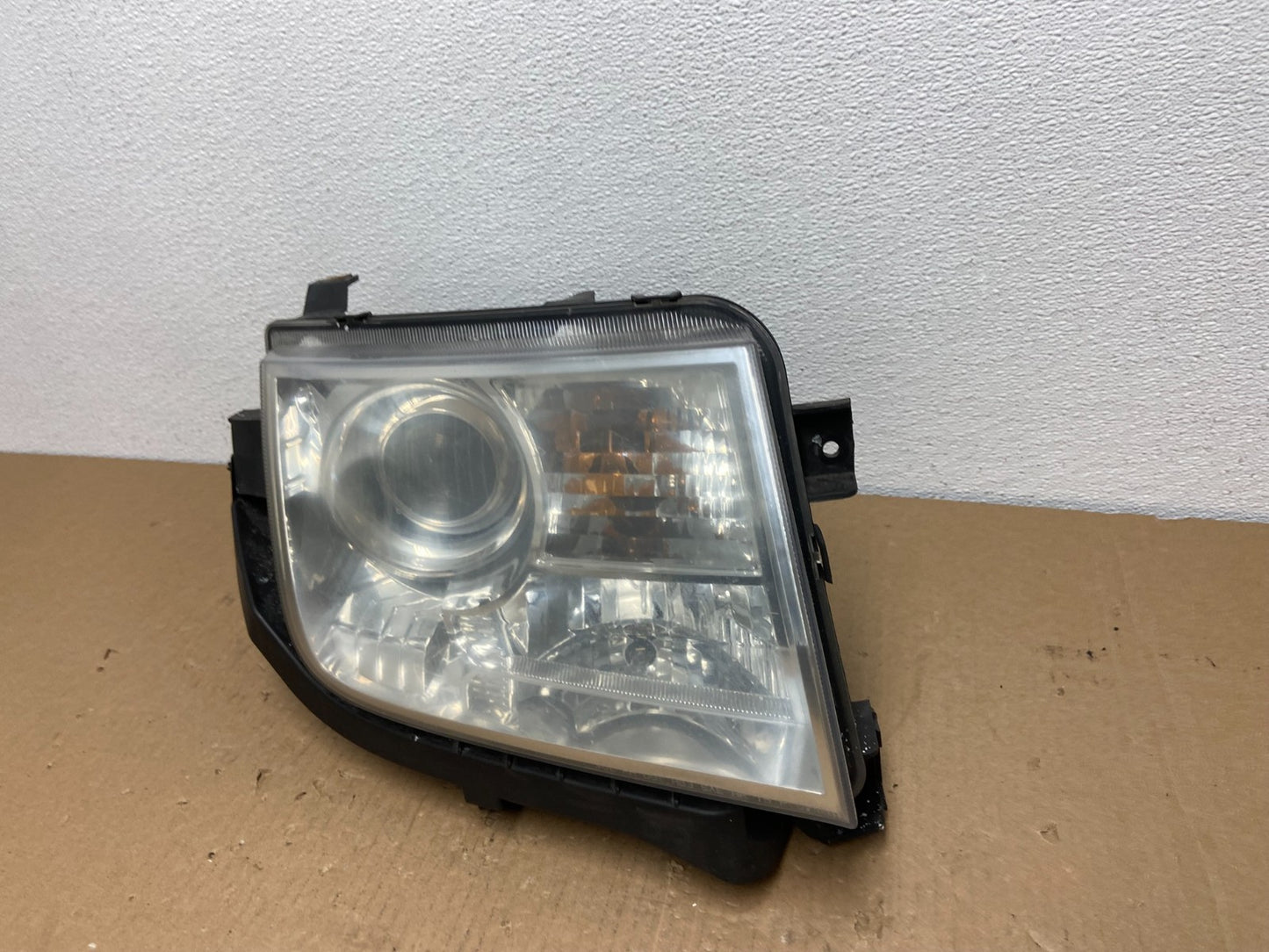Halogen 2007 to 2010 Lincoln MKX Headlight Right Passenger Side AD2355 DW1