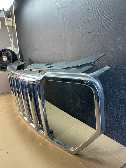 2008 to 2012 Jeep Liberty Front Upper Grill Grille AE8664 DW1
