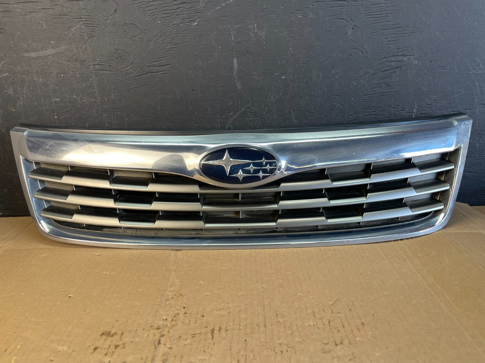 2009 2010 Subaru Forester Front Upper Chrome Grille Grill ac5435 DG0