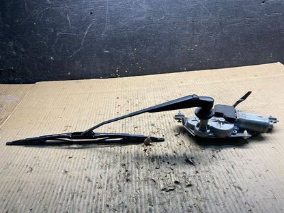 2011-2020 Toyota Sienna Rear Windshield Washer Wiper Motor y1444 DG3