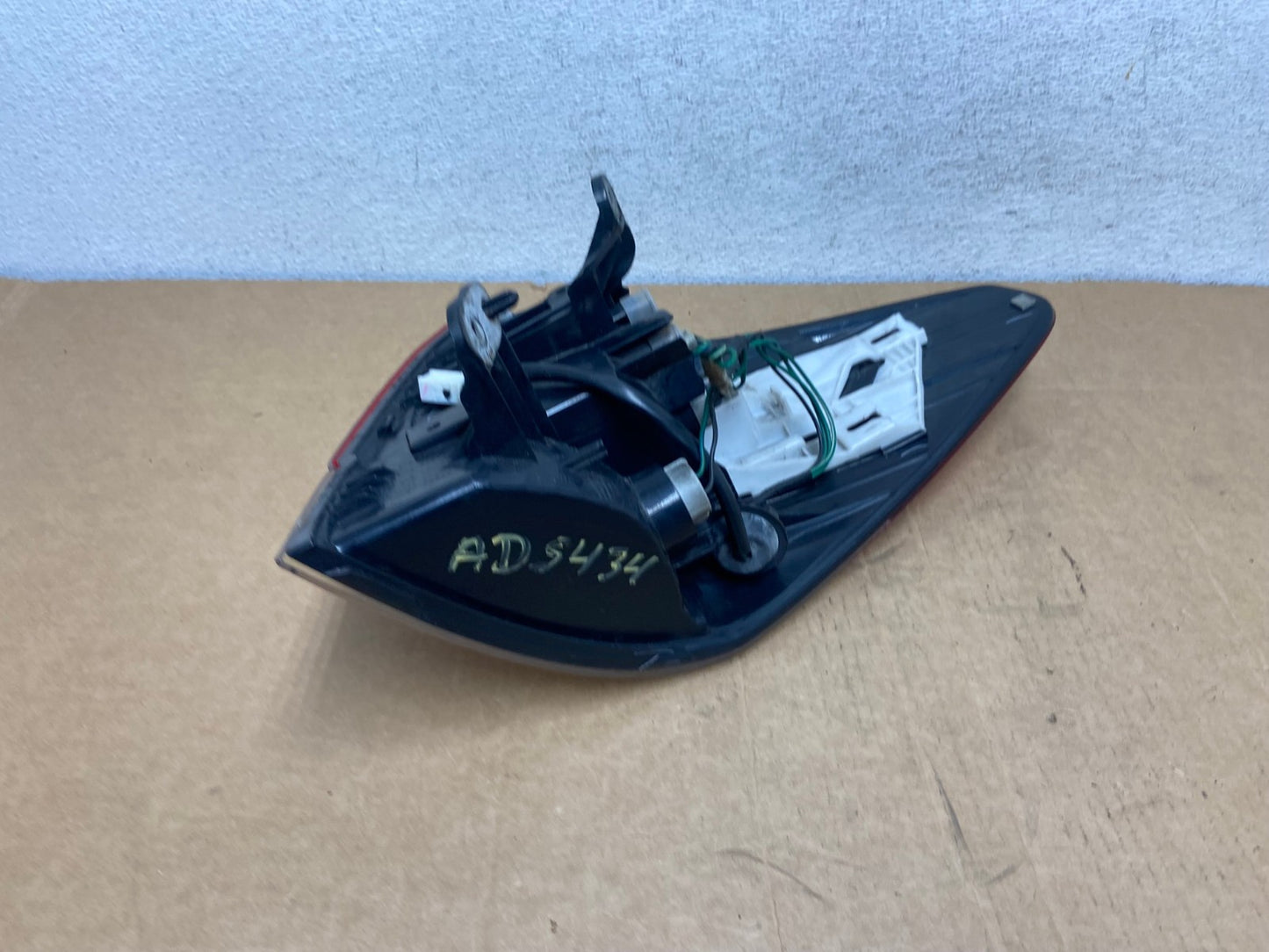 2010-2014 Subaru Outback Wagon Left Driver Lh Side Tail Light AD5434 LK5