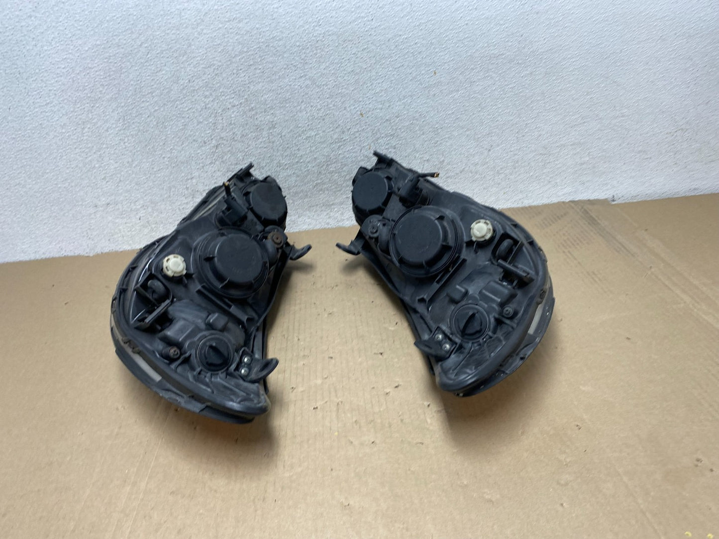 2007 2008 2009 2010 Hyundai Elantra Left+Right Side Headlights AG6857 DW8