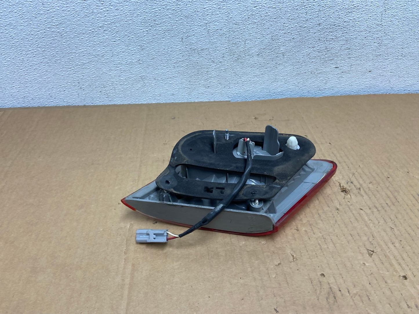 2007-2009 Toyota Camry Hybrid Right Passenger Side Inner Tail Light AD0850 LK5