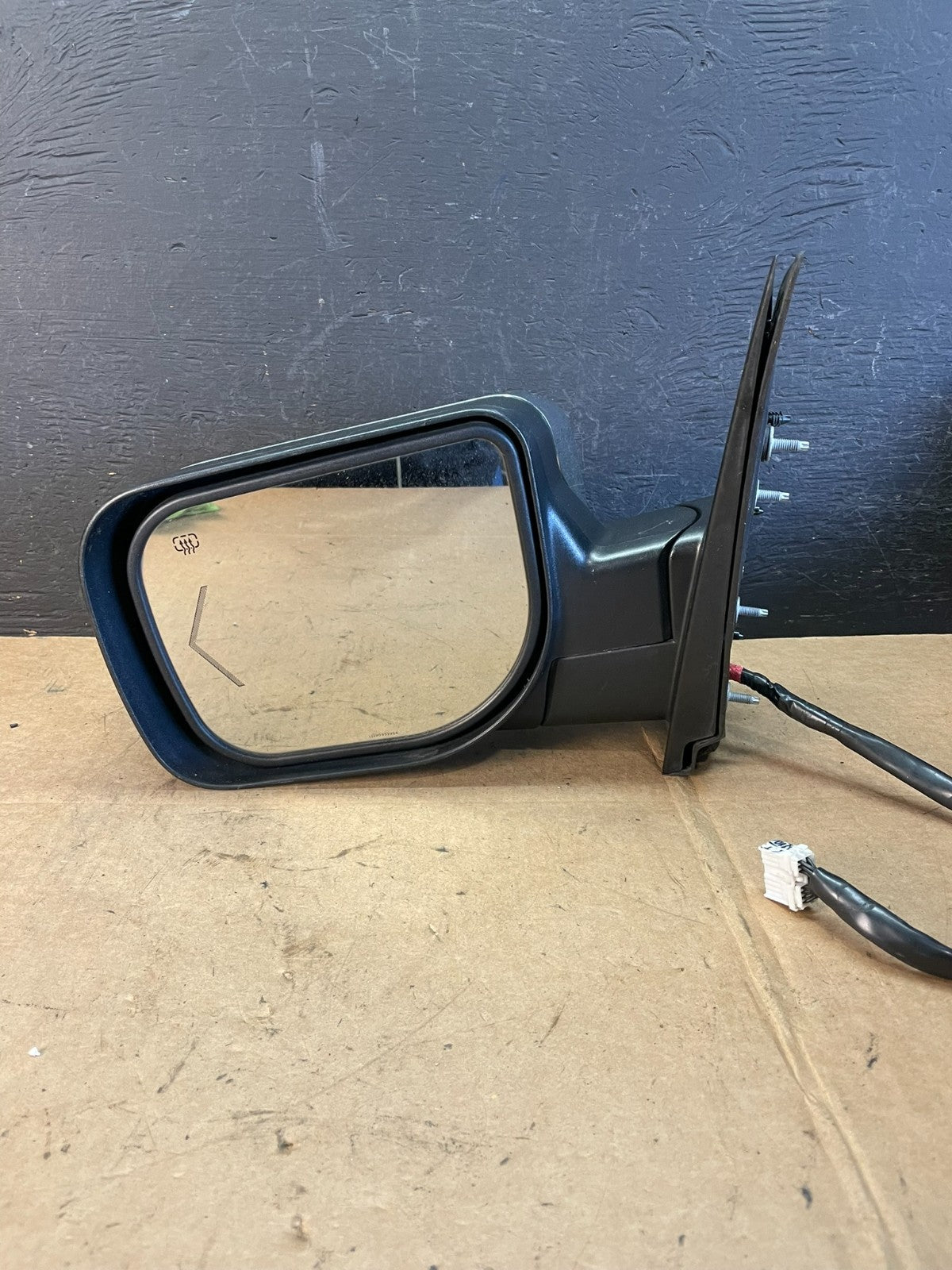 2004-2010 Infiniti QX56 Left Driver LH View Mirror AE1075 DW8