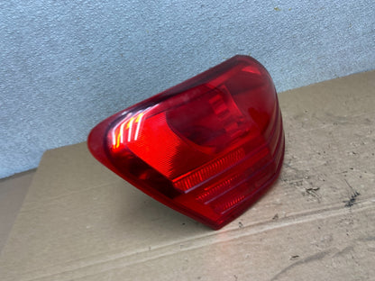 2008 to 2015 Nissan Rogue Left Driver Lh Side Tail Light OEM AB4718 LK2