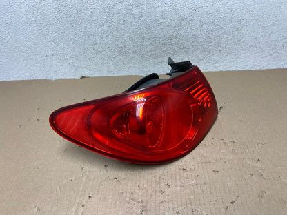 2007 to 2010 Hyundai Elantra Sedan Left Driver Side Tail Light AG6978 LK2