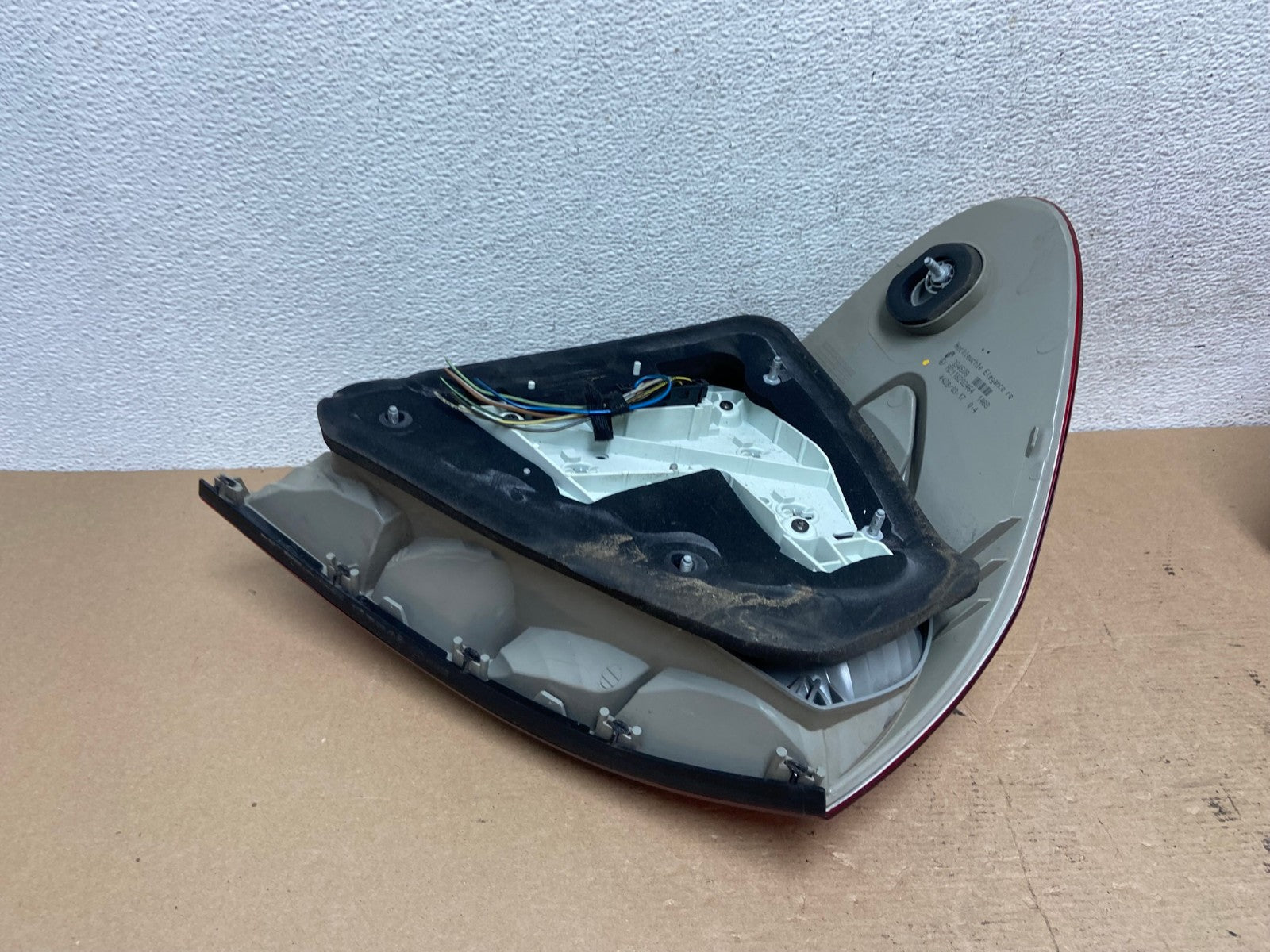 2007 - 2009 Mercedes E E320 E500 Sedan Right Passenger Tail Light AF4560 LK3