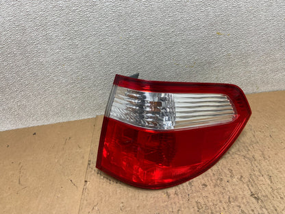 2005 2006 2007 Honda Odyssey Right Passenger RH Side Tail Light Oem AA0213 DW0