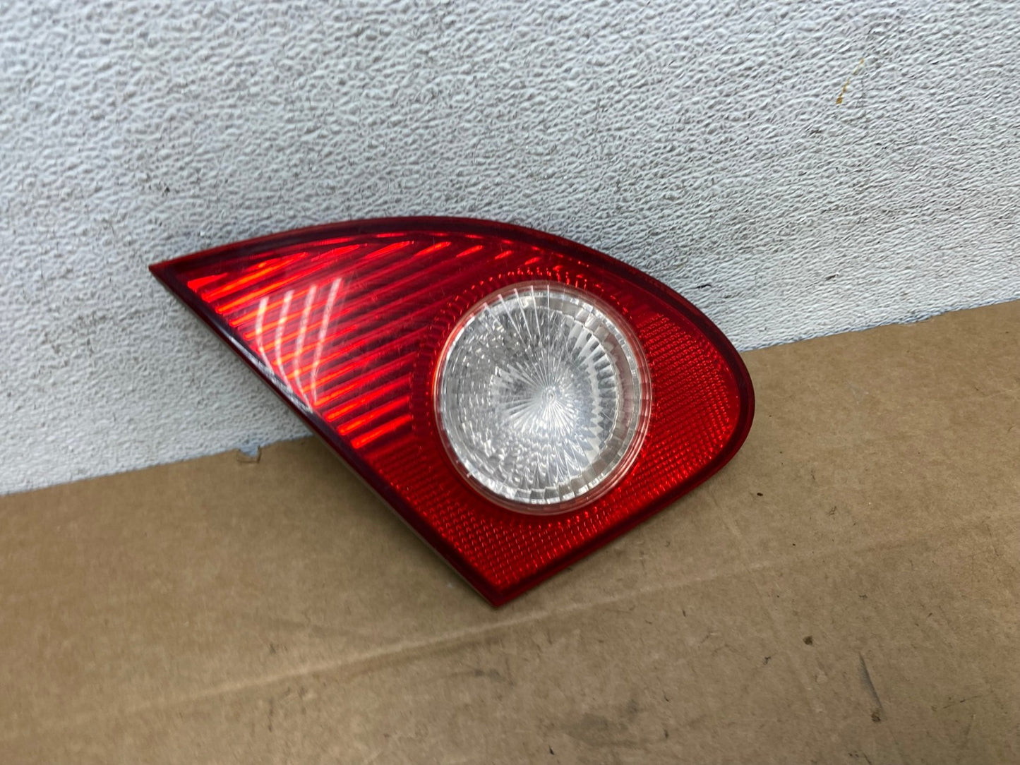 2003 - 2008 Toyota Corolla Inner Left Driver Lh Side Tail Light AD6312 LK2