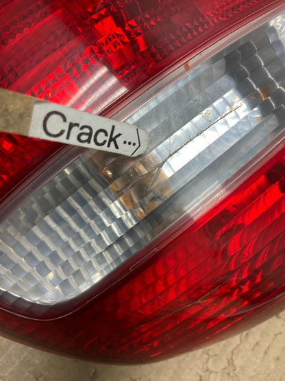 2001 to 2004 Volvo S40 Right Passenger RH Side Tail Light af7164 DG4
