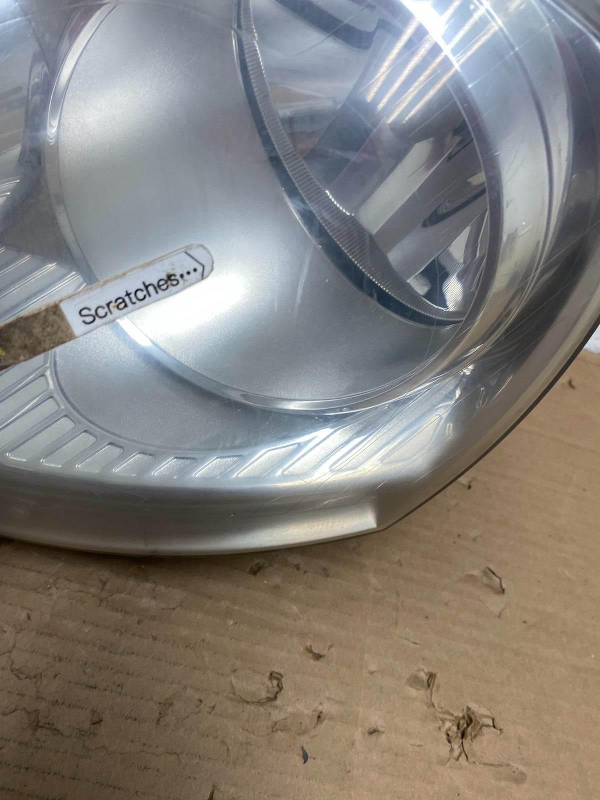 2005 to 2010 Volkswagen Jetta Left Driver LH Side Headlight Halogen AD4299 DW3