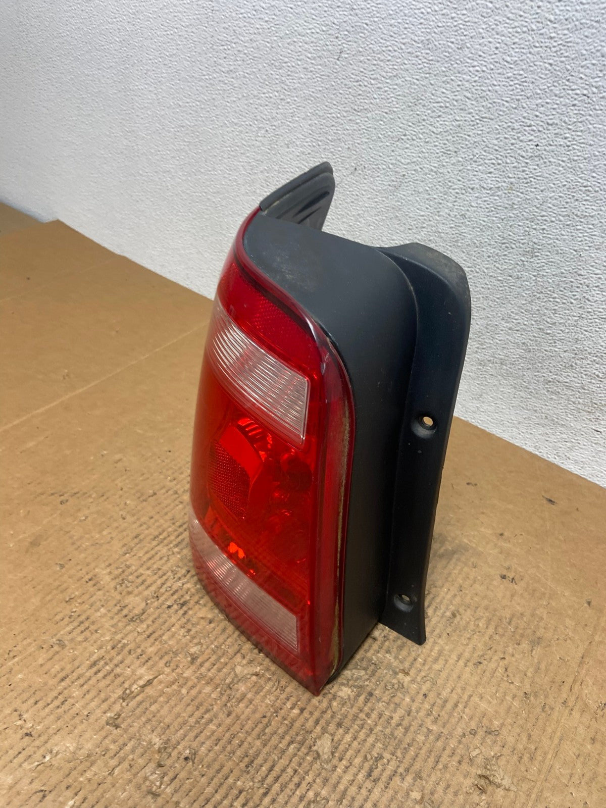 2008 to 2012 Ford Escape Left Driver LH Side Tail Light AE2605 LK1