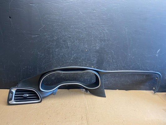 2015-2017 Chrysler 200 Speedometer Cluster Dash Bezel Trim W/ Vent ae3895 DG0