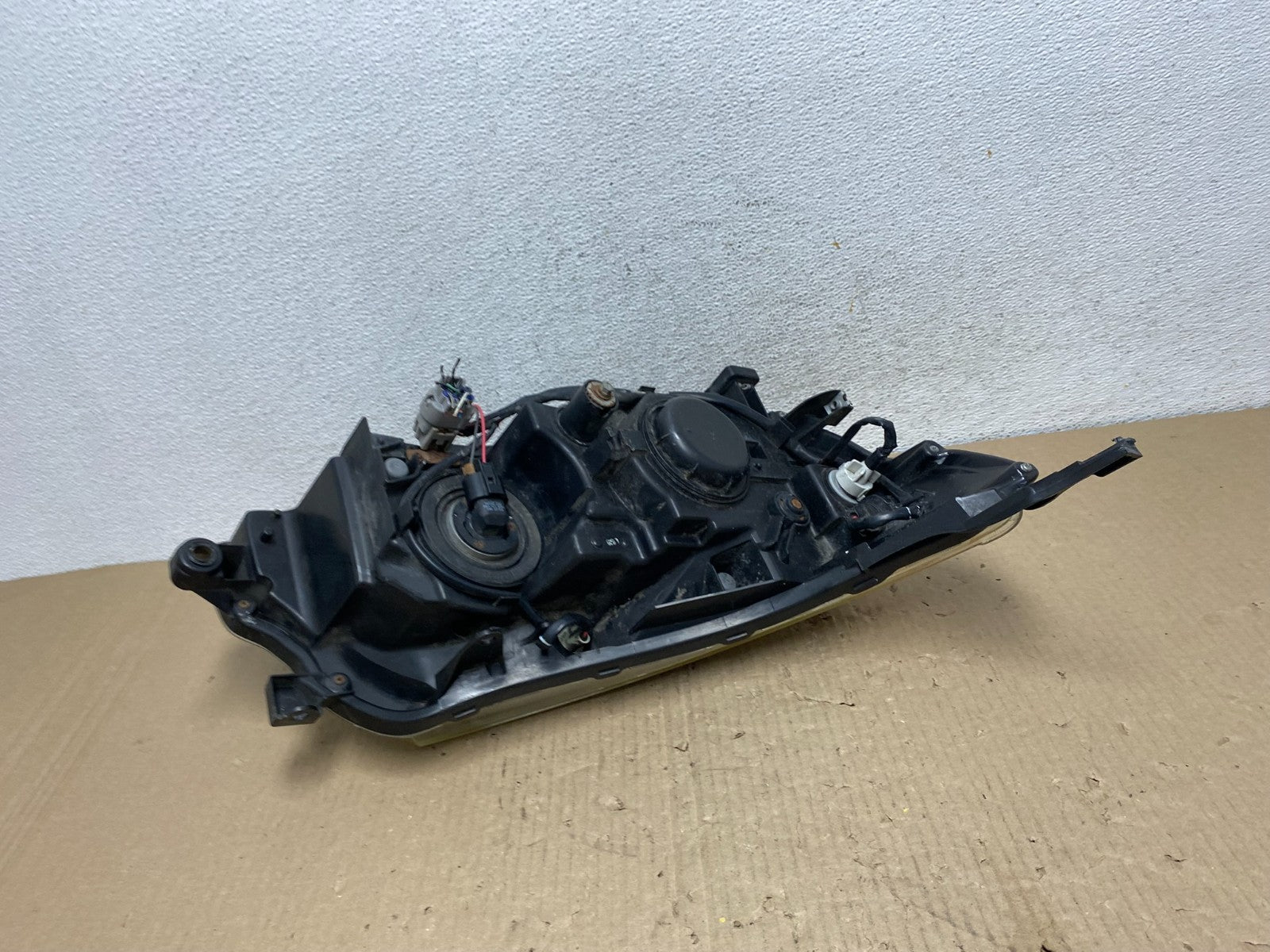 2009-2013 Subaru Forester Left Driver LH Halogen Headlight AE9704 DW5