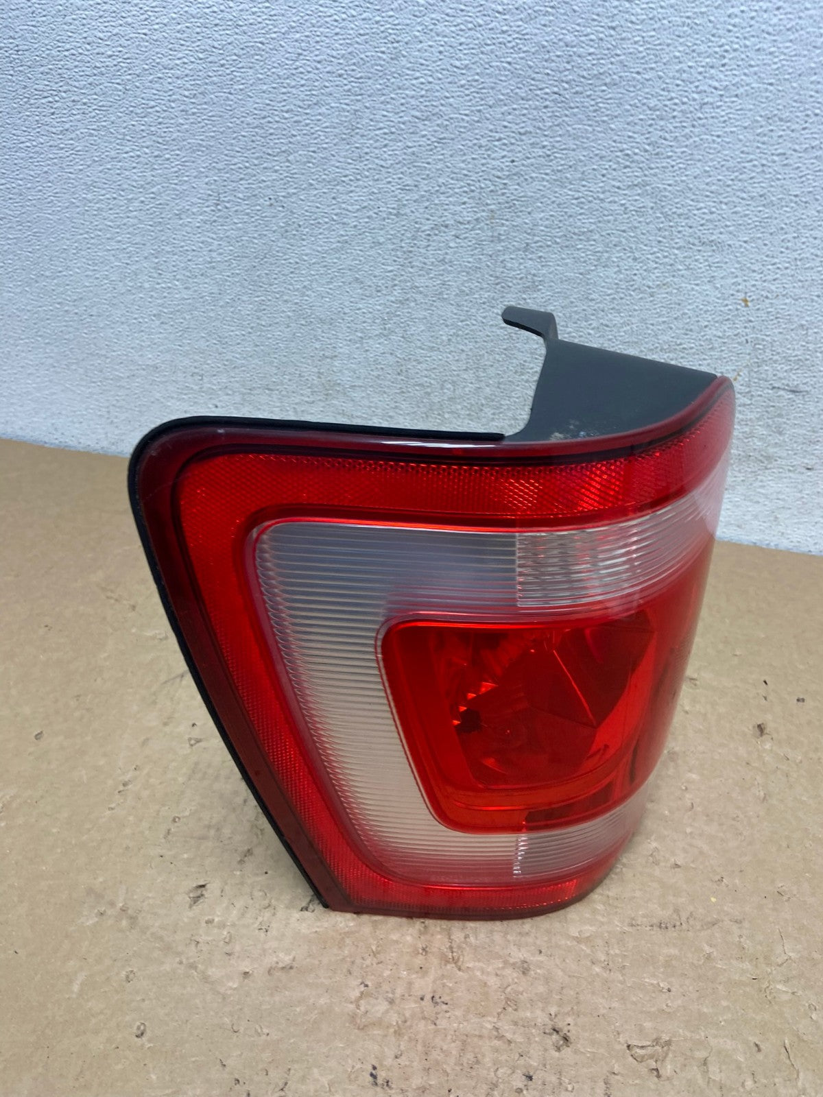 2008 to 2012 Ford Escape Left Driver LH Side Tail Light AF8026 LK2
