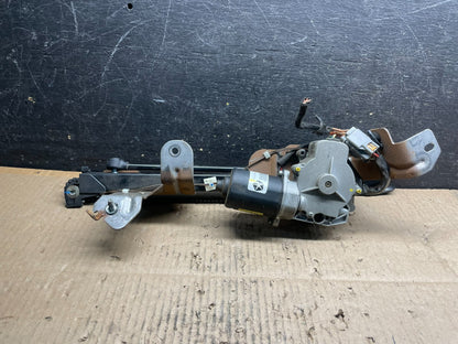 2008 to 2016 Chrysler Town & Country Rear Windshield Wiper Motor u9116 DG5