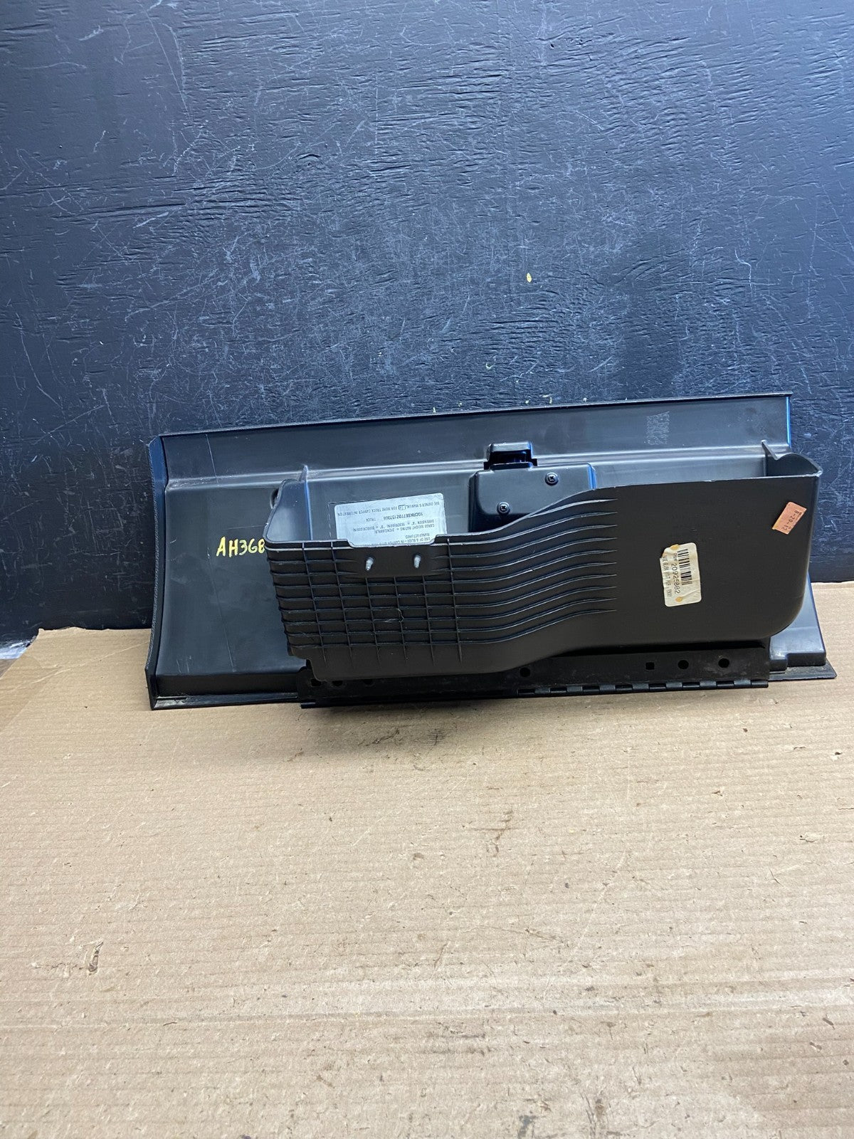 2007-2013 Chevrolet Silverado Sierra Upper Glove Box Dash Storage AH3684 DG3