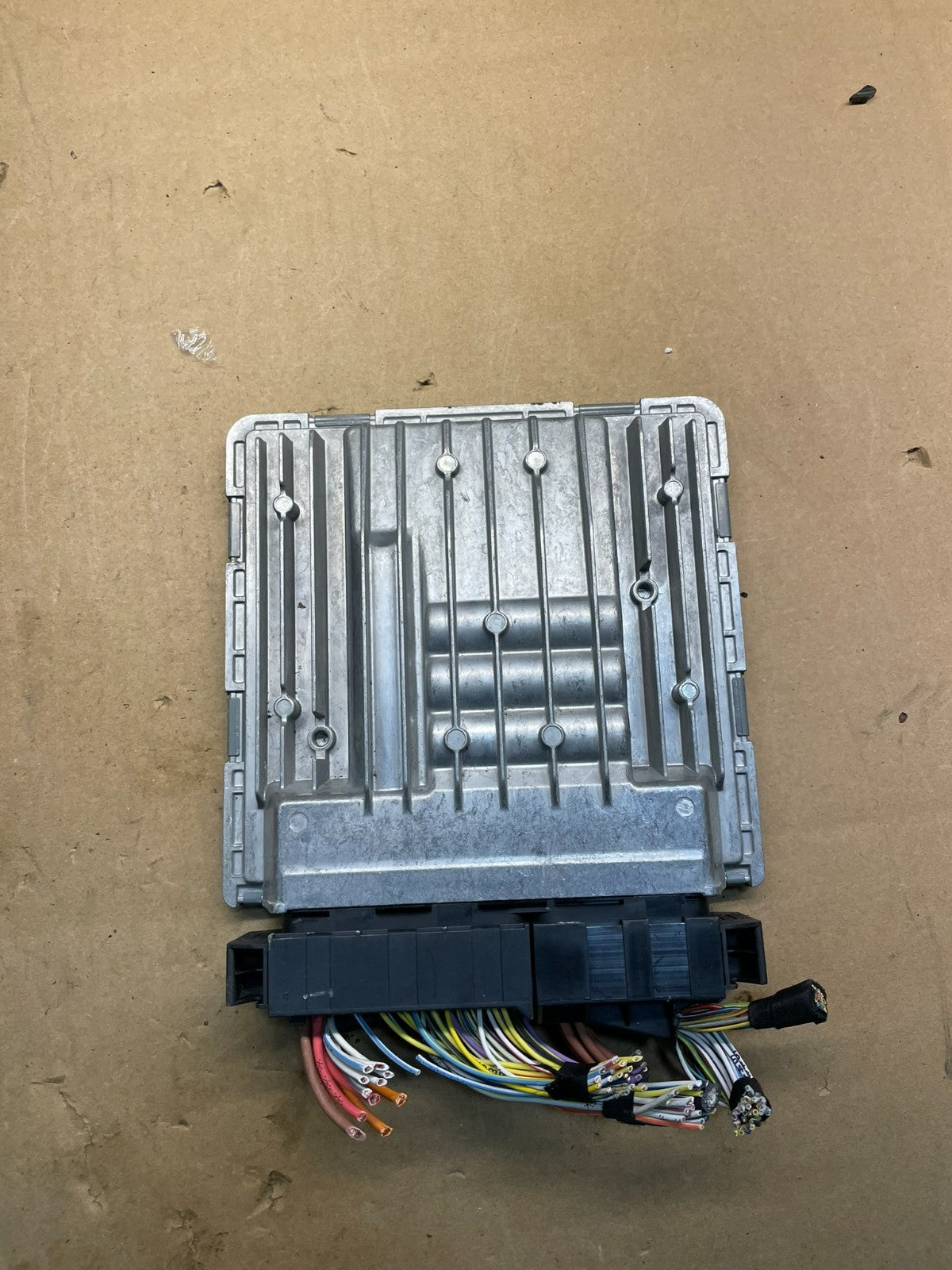 2007 to 2010 Bmw 323i Ecm Ecu Engine Computer OEM W4140  DG2