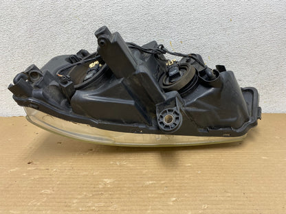 2011 to 2016 Chrysler Town and Country Right Passenger Headlight AG9332 DW6