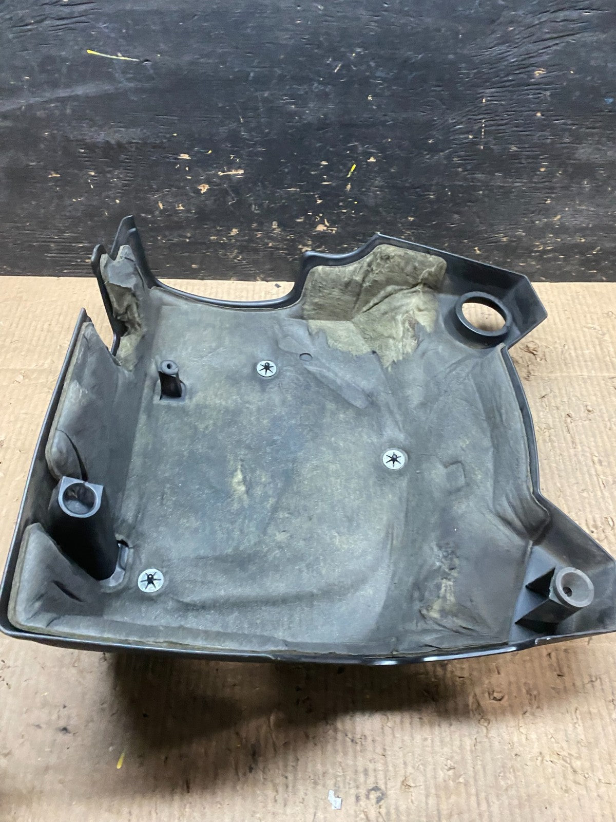 2008 to 2009 Saturn Vue 3.6L Engine Motor Cover OEM T9886 DG6