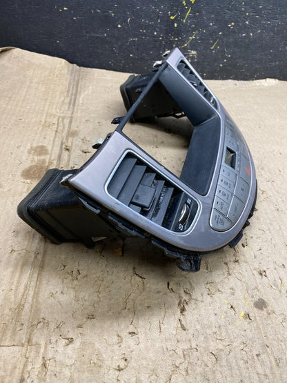 2009 to 2014 Hyundai Genesis A/C Heater Temperature Climate Control x6285 DG1