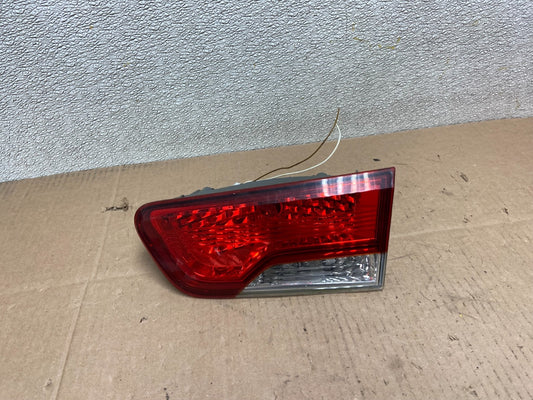 2010 to 2013 Kia Forte Koup Right Passenger RH Inner Tail Light OEM Y2600 DW0